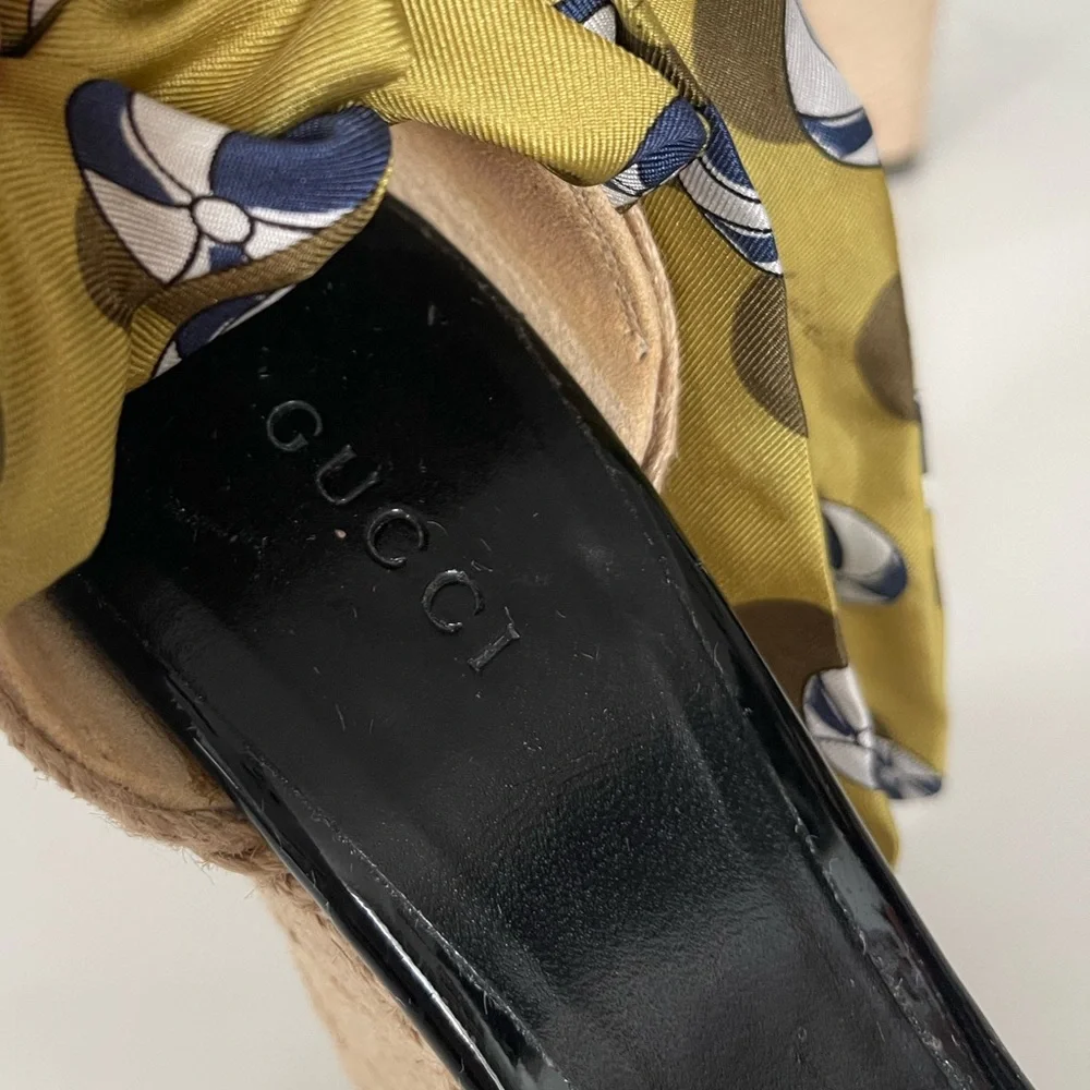 AUTHENTIC GUCCI RESORT COLLECTION WEDGES